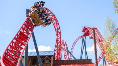 Bild: Ronny Küttner/photoron
Für Mutige ist eine Fahrt mit dem Big Dipper Coaster „Dynamite“.
