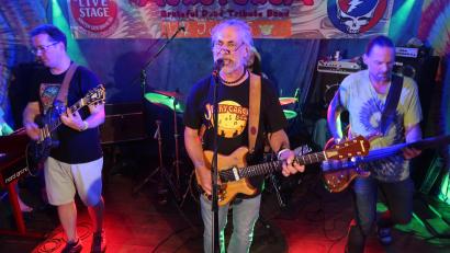 Bild: Kunz
"AoxoToxoA"" aus der Schweiz auf der Psychedelic-Live Stage.