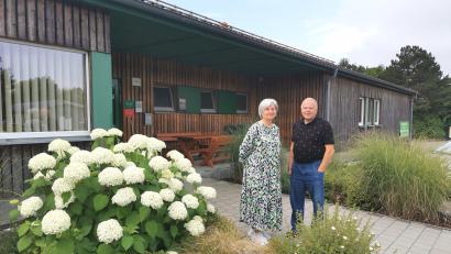 Bild: Portner
Zehn Jahre AWO-Mehrgenerationentreff Oberviechtach: Die beiden Vorsitzenden Marion Dietz und Michael Welnhofer erinnern sich an eine schwierige Anfangszeit.