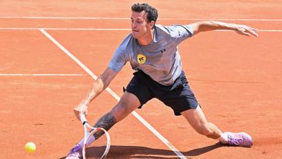 Archivbild: Hubert Ziegler
Thomas Statzberger trug mit seinem knappen Sieg im Matchtiebreak einen wichtigen Einzelpunkt beim Sieg gegen Augsburg bei.