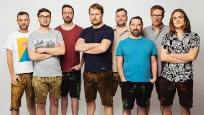 Bild: David Königsmann/exb
La Brass Banda mit ihrem neue Album "Polka Party 2025"