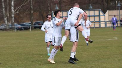 Archivbild: Dieter Jäschke
Aufsteiger SpVgg Schirmitz will in der Bezirksliga-Saison möglichst oft jubeln – am liebsten bereits im Heimspiel gegen den SV Hahnbach.