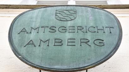 Symbolbild: Petra Hartl
Der Prozess um ein mutmaßliches Raubverbrechen in Amberg ist zum wiederholten Mal geplatzt.