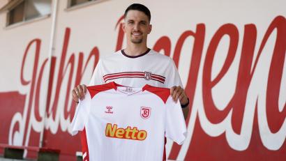 Bild: Gschlößl / SSV Jahn
Sebastian Stolze trägt künftig wieder das Trikot des SSV Jahn Regensburg.