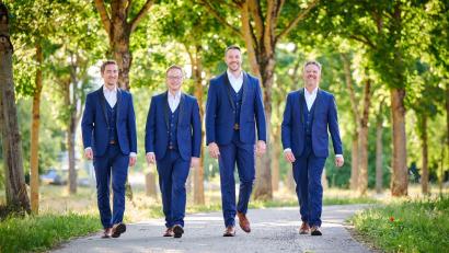 Bild: German Popp/exb
Daniel Hinterberger, Stephan Schlögl, Benjamin Grund und Thomas A.Gruber (von links) haben fürs Openair- Konzert in Hirschau das Beste aus elf Jahren "Stimmen der Berge" vorbereitet.