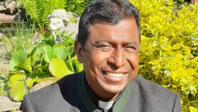 Bild: Thazhuppil
Celestine Thazhuppil (50) kommt als neuer Pfarrer nach Fensterbach.