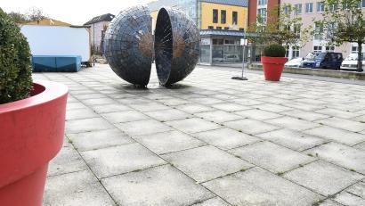 Archivbild: Petra Hartl
Der Multifunktionsplatz in Amberg. Hier spielte sich der Vorfall ab, über den jetzt beim Amberger Amtsgericht verhandelt worden ist.