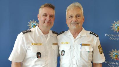 Bild: ald
Polizeihauptkommissar Werner Stopfer (rechts) geht in Rente. Sein Nachfolger ist Thorsten Fiebiger.