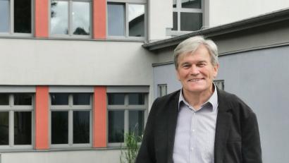 Bild: Portner
Werner Winderl, seit 2016 Rektor der Doktor-Eisenbarth-Mittelschule Oberviechtach, verabschiedet sich in den Ruhestand.