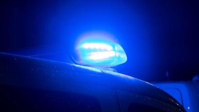 Bild: Sarah Knorr/dpa
Die Polizei sammelte den 14-Jährigen ein. (Symbolbild)