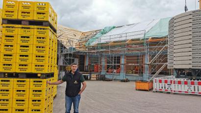 Bild: Portner
Die Schlossbrauerei Fuchsberg investiert in eine neue Logistikhalle, die laut Peter Vogl auch Möglichkeiten für die Herstellung von alkoholfreien Bier bieten wird.