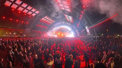 Bild: Thomas Frey/dpa
Die Polizei und das DRK sprachen von einem friedlichen Festival.