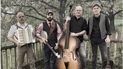 Bild: Hans Deml/exb
The Rooster Crows spielen im "Kulturbahnhof Parapluie" in Weiden.