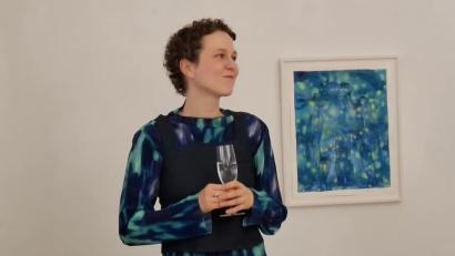 Bild: Kunz
Die Leipziger Künstlerin Malwine Stauss stellt im Internationalen Keramikmuseum in Weiden aus. Unter dem Titel "Flügel aus Erde" zeigt sie Skulpturen.