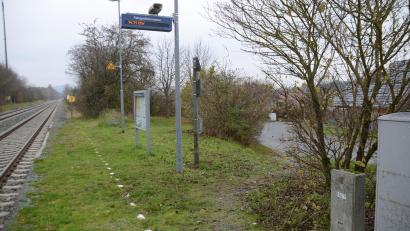 Archivbild: ak
Der Bahnsteig am Haltepunkt Haidenaab-Göppmannsbühl wird erneuert.