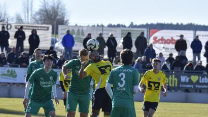 Archivbild: Hubert Ziegler
Der letzte Vergleich zwischen dem 1. FC Schlicht und dem SV Hahnbach fand im März dieses Jahres statt (Szene). Damals entführten die Gäste aus Hahnbach mit einem 4:2-Sieg die Punkte. Ein Ergebnis, das sich aus Schlichter Sicht nicht wiederholen soll.