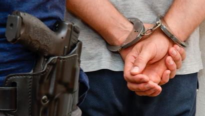 Symbolbild: Petra Hartl
In einer Gemeinschaftsunterkunft in Sulzbach-Rosenberg hat ein 38-Jähriger mutmaßlich einen anderen Mann mit einem Messer angegriffen.