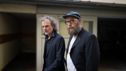 Bild: Bert Heinzlmeier/exb
"Prost Ewigkeit" ist der Titel des neuen Live-Programms und fünften Studioalbums von Dreiviertelblut.