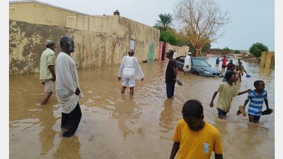 Bild: Abdul-Rahman Awad/XinHua/dpa
In der Regenzeit steigen in vielen Regionen Afrikas die Cholera-Zahlen (Archivbild)