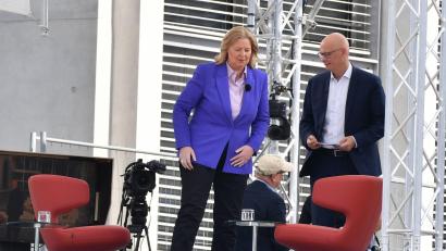 Bild: Paul Zinken/dpa
Bas beim Sommerinterview der ARD.