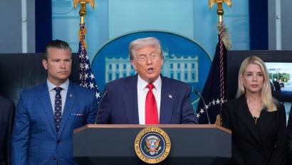 Bild: Alex Brandon/AP/dpa
US-Präsident Donald Trump will erneut die Nationalgarde einsetzen.