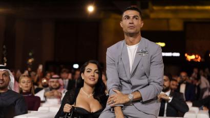 Bild: Fabio Ferrari/LaPresse/AP/dpa
Cristiano und Georgina: Verliebt, verlobt...