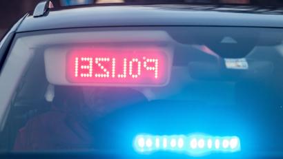Bild: Armin Weigel/dpa
Ein betrunkener Fahrer schlief im Auto bei Illschwang.