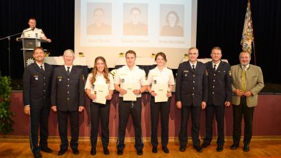 Bild: Polizeihauptkommissar Roland Seidel, VII. Bereitschaftspolizeiabteilung, Servicedienste 
Die Ernennungsfeier fand in der Nabburger Nordgauhalle statt.