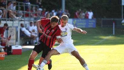 Archivbild: Dieter Jäschke
Mit Nico Argauer (links) wird dem SC Luhe-Wildenau im Duell mit dem SSV Eggenfelden ein entscheidender Leistungsträger fehlen.