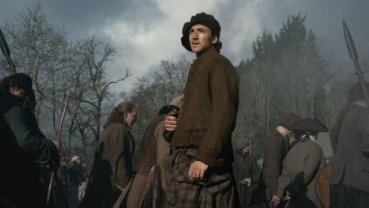 Bild: Sanne Gault/MagentaTV/dpa
Rory Alexander als Murtagh Fitzgibbons Fraser in der Serie „Outlander: Blood of My Blood“.