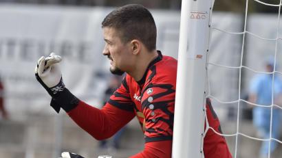 Archivbild: Hubert Ziegler
SpVgg-SV-Keeper Eldin Becic musste beim 0:3 in Stadeln dreimal hinter sich greifen, war aber an den Gegentreffern schuldlos.