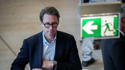 Bild: Kay Nietfeld/dpa
Die Berliner Staatsanwaltschaft hat Anklage gegen den ehemaligen Bundesverkehrsminister Andreas Scheuer erhoben (Archivbild).