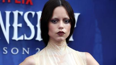 Bild: Fred Duval/SOPA Images via ZUMA Press Wire/dpa
Hauptdarstellerin Jenna Ortega bei der Weltpremiere von der 2. Staffel von "Wednesday" im Juli in London.