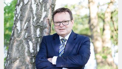 Bild: Luce Stiftung 
Prof. Dr. Erich Bauer war viele Jahre lang Vorstandsvorsitzender der Luce-Stiftung. Seit Ende Mai ist er nun im Ruhestand.