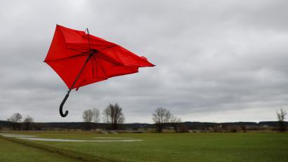 Symbolbild: Thomas Warnack/dpa
Wind und Wolken prägen das Wetter in der Oberpfalz.