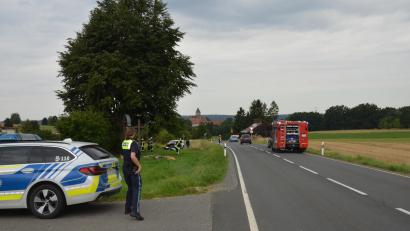 Bild: dob
Kurz nach dem Bocklradweg verunfallte eine 57-Jährige mit ihrem Kleinwagen bei den drei Kreuzen und zog sich mittelschwere Verletzungen zu. Am Auto entstand Totalschaden.
