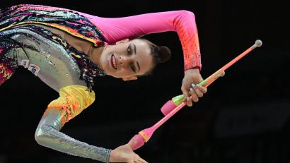 Bild: Hendrik Schmidt/dpa
Weltklasse mit den Keulen: Darja Varfolomeev.