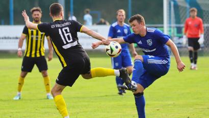 Bild: war
Für einige Spieler des SV Etzenricht läuft das erste Spieljahr in der Landesliga, Jannik Herrmann (rechts im Bild) zum Beispiel spielt eine gute Rolle im Team und entwickeln sich sportlich rasant weiter.