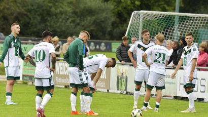 Bild: Hubert Ziegler
Ernüchterung und betretene Gesichter gab es bei den Spielern der DJK Ammerthal nach der 1:2-Niederlage im Heimspiel gegen den FC Eintracht Münchberg.