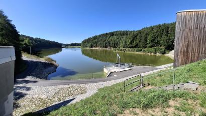 Bild: Wasserwirtschaftsamt Weiden
Momentan läuft am Eixendorfer Stausee ein mehrwöchiger Probebetrieb.