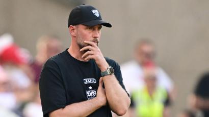 Bild: Bernd Weißbrod/dpa
Für den VfB und Trainer Sebastian Hoeneß beginnt die Mission Titelverteidigung in Braunschweig.