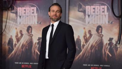 Bild: Jordan Strauss/Invision/AP
Spielt für Netflix den Mörder und Psychopathen Ed Gein: der britische Schauspieler Charlie Hunnam. (Archivbild)