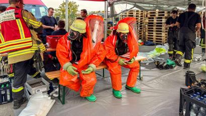 Bild: Kreisbrandinspektion Landkreis Tirschenreuth/exb
Für dein Einsatz am Mittwochnachmittag war Schutzkleidung gefragt.