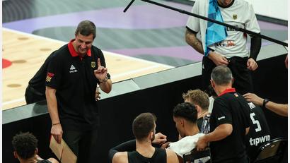 Bild: Matthias Stickel/dpa
Die deutschen Basketballer wurden im Teamhotel geweckt.