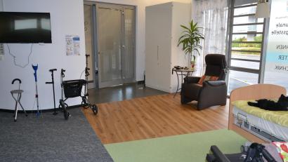 Bild: Thorsten Schreiber
Das Landratsamt Tirschenreuth betreibt in der Kreisstadt eine Musterwohnung. Interessierte können sich hier ansehen, welche Möglichkeiten es für barrierefreies Wohnen gibt.