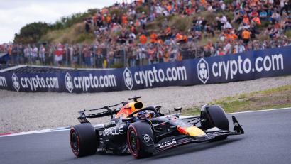 Bild: Bradley Collyer/PA Wire/dpa
Max Verstappen auf der Strecke.