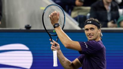 Bild: Adam Hunger/AP/dpa
Alexander Zverev hat in New York die dritte Runde erreicht.