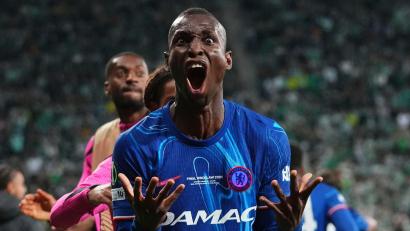 Bild: Petr David Josek/AP/dpa
Nicolas Jackson soll die Offensive beim FC Bayern München verstärken - aber kommt es auch dazu?