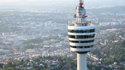 Symbolbild: Bernd Weißbrod/dpa
Wird in Stuttgart bald Hollywood Einzug halten? Zum internationalen Kinofilm gibt es bisher keine Details.