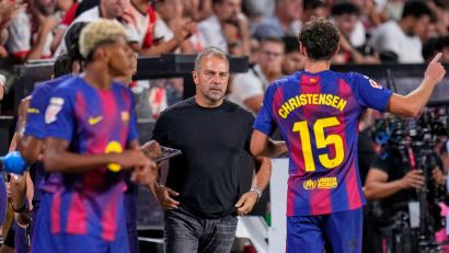 Bild: Manu Fernandez/AP/dpa
Konnte nicht zufrieden sein: Trainer Hansi Flick